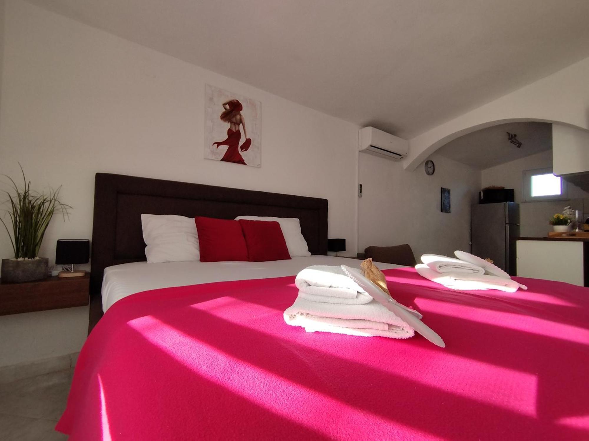 Apartment Iris Vir